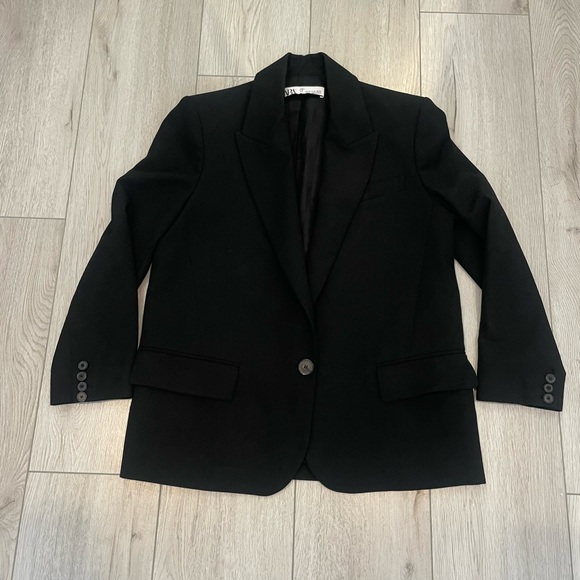 Zara Oversized Blazer - Picture 3 of 10